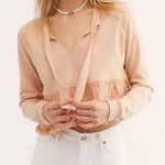 Free People Peach Ruffle Hem Boho Top L – Long Sleeve Romantic Slouchy Pullover Photo 1