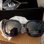 Privé Revaux Black Sunglasses Photo 2