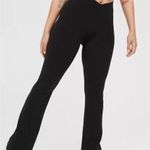 OFFLINE By Aerie Women's Real Me High Waisted Crossover Flare Legging Size Small Black Photo 0