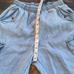 Envy Slouchy denim cargo Light Blue Pants size oversized small lightweightight NWT Photo 8