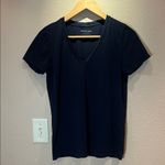 Everlane  Women’s Supima Cotton V Neck T Shirt Navy Blue Size Medium Made in USA Photo 1