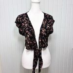 American Eagle ‎ Size S Black Floral Cap Sleeve Front Tie Smocked Waist Crop Top Photo 1