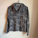 Lululemon Forever Endeavour Long
Sleeve
Rush Jacquard Black White Photo 6