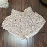 Tres Bien High waist shorts floral pattern w/ crinkle waist Photo 0