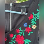 Forever 21 Black Floral Embroidered Crop Top – Size S Photo 2