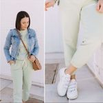 Everlane NWOT  organic cotton green joggers sweatpants small Photo 4