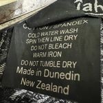 Hallelujah New Zealand Black & White Lace Wrap Skirt Gothic Lolita S Photo 5