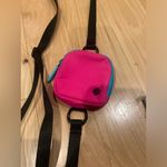Lululemon Modular Phone Crossbody Bag - Sonic Pink! Photo 2