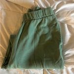 Hollister  Joggers Photo 3