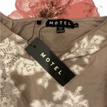 Motel Rocks Tan white floral graphic off the shoulder long sleeve top -  Photo 2