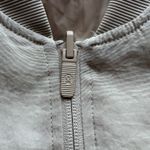 Lululemon Size 4 Non Stop Bomber Jacket Reversible Tan Quilted Lightweight Coat Photo 9