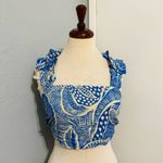 Ybara Women Blue and White Patterned Hawaiian Adjustable Back Bow Top Fits M Photo 7
