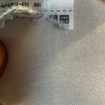 Uniqlo White Fitted Sleeveless Tank Top Photo 5