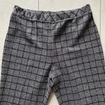 draper's & damon's Women’s MP Medium Petite Grey Plaid Elastic Waist Knit Pants. Photo 1