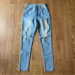 B.O.B Straight leg skinny denim light wash distressed jeans Women's Size 5/6 Blue Photo 1