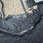 LIONESS Top Model Cami Black Photo 4