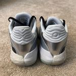 New Balance Unisex  Basketball Sneakers Photo 2