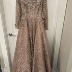 Mac Duggal Size 8 $998 NWT Embellished 3D Flower Long Sleeve A Line Gown Mocha Photo 3