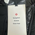 Lululemon Navigation Stretch Down Vest Style W4BLLS size 6 Photo 3