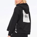 Alo Yoga Hoodie Photo 0