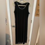 Coco Bianco  sleeveless, black sheath dress with gold chain detail Photo 2