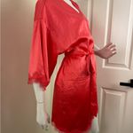 Victoria's Secret sexy satin robe Lace shoulder Red Size SX. #164 Photo 6