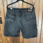 Wrangler Vintage High Rise Mom Jeans Washed Black Denim Bermuda 9” inseam 36 Photo 1