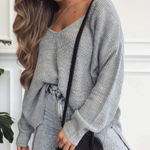 White Fox Boutique White Fox Oversized Relaxed Fit White Chunky Knit Sweater Small/Medium Photo 0