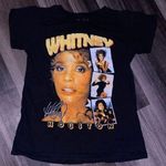 Whitney Houston T Photo 0