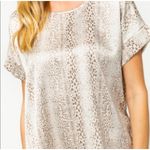 Entro  Womens M Satiny Short Sleeve Animal Print Top Shirt Taupe Cream Boho‎ Photo 3