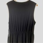 Tahari NWT USA Women’s 2X Liquid Knit Wide Leg Black & White Sleeveless Jumpsuit Photo 4