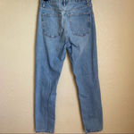 ZARA  Light Wash High Rise Skinny Distressed Jeans relaxed size‎ 2 Photo 4