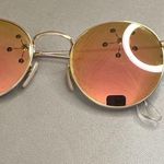 Ray-Ban Pink Mirrored Sunglasses Photo 12