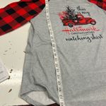 Hallmark  2020 quarantine shirt! Excellent shape!!women’s size xl Photo 5