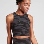Athleta Conscious Camo Printed Crop Top Black Women’s Size XS Athletic 531128 Photo 0