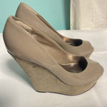 Charlotte Russe Size 8 Wedge Heels Open Toe Faux Suede Patent Leather Bin2 Photo 0