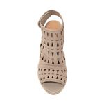 14th & Union Trinton Laser-Cut Taupe Sandal Size 7.5M Photo 3