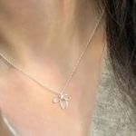 Dainty Bow Necklace Silver Photo 2