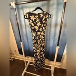 Eliza J Blue and White Sleeveless Floral Patterned Dress Photo 2