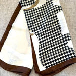 Women’s 70x70 cm square white horse pattern scarf Photo 0