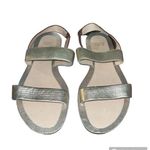 Eileen Fisher ✨ Fete Flat Sz 9.5 Sandal in Italian Metallic Leather✨ Photo 2