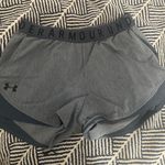 Under Armour Shorts Photo 0