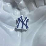 Crocs Croc Charms - Yankees  Photo 0