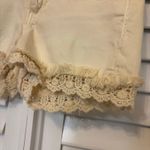 Daytrip Capricorn Cream Crochet Shorts Size 26 Photo 3