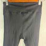 Aeropostale  S Ribbed V-Waist Leggings in Black Photo 2