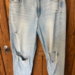 American Eagle  curves mom jeans  Photo 0