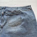 Torrid  Medium Wash 6‎ Inch Vintage Stretch High-Rise Denim Shorts Size 30 Photo 7