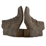 Seychelles  Ankle Booties‎ Women Sz 8.5 Taupe Gray Suede Leather Ankle Zip Photo 2