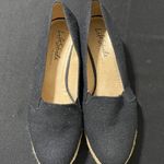 Life Stride  Velocity 2.0 Women's size 11 Black Espadrilles. GOOD CLEAN CONDITION Photo 1