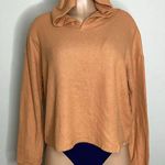 Billabong New. burn orange cropped hoodie. Medium. Photo 2